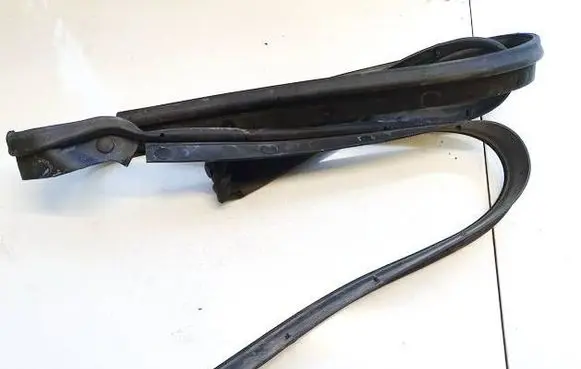 Jeep Cherokee Engine compartment rubber 68103103AB