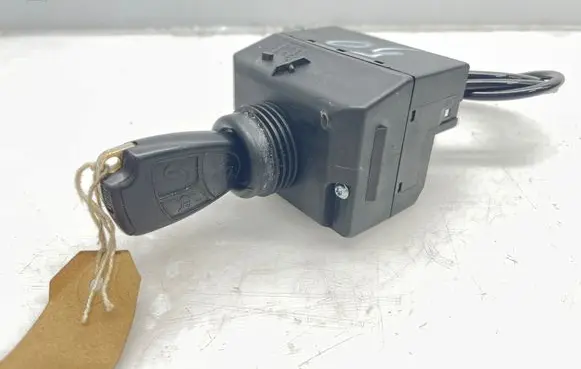 Mercedes-Benz E W211 Ignition lock 2115451408