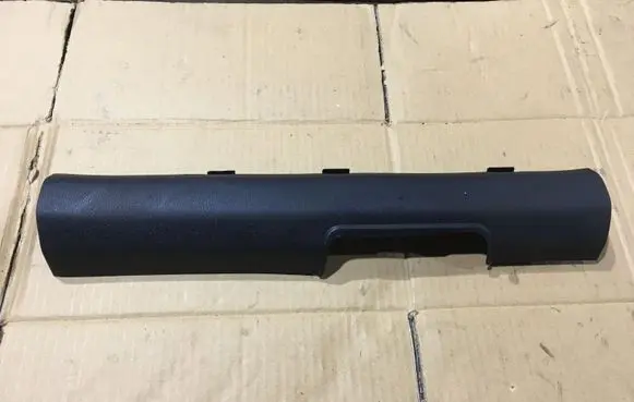 KIA Sorento Front sill trim cover 85880C5000