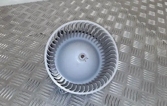Mazda CX-5 Heater fan/blower 8727000691