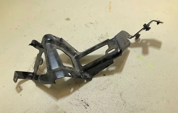 Polestar 2 Battery bracket 32208562