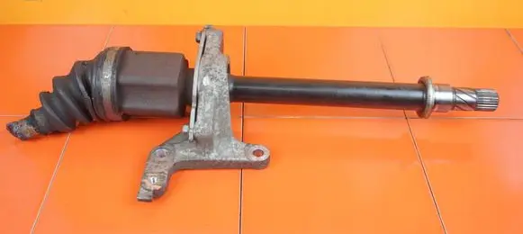 Nissan Qashqai Front driveshaft 18MB5