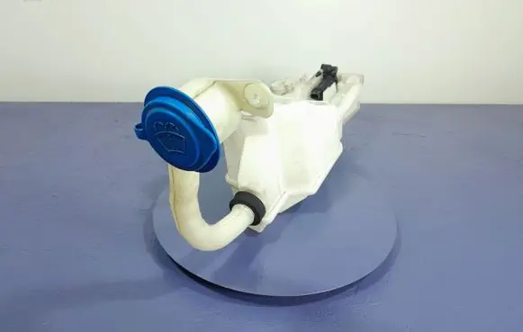 Volvo S90, V90 Windshield washer fluid reservoir/tank 31662428