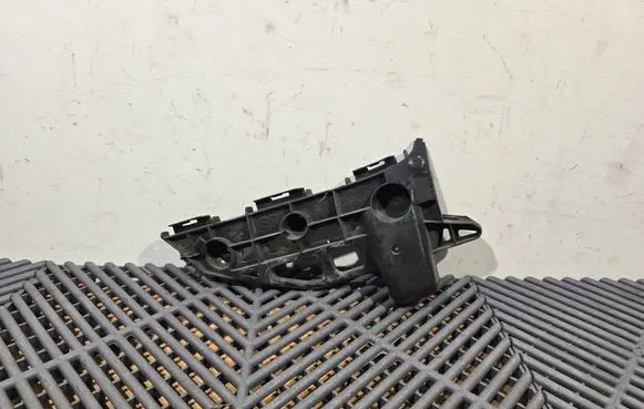 Toyota Prius+ (ZVW40) Front bumper mounting bracket 5211547030
