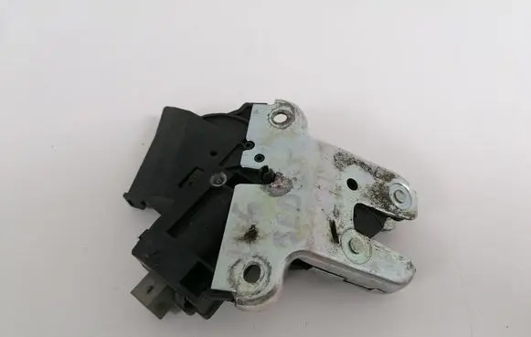 Audi A4 S4 B7 8E 8H Tailgate/trunk/boot lock/catch/latch 4F5827505D