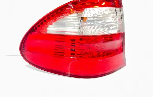 Mercedes-Benz E W211 Rear/tail lights 379107