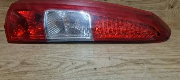 Volvo V70 Rear/tail lights
