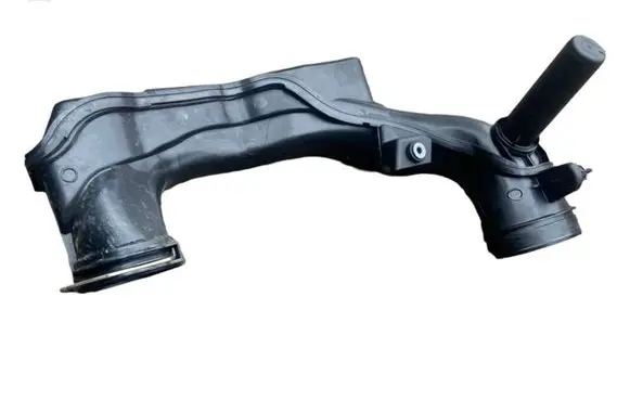 Volvo V40 Intercooler hose/pipe 31370135