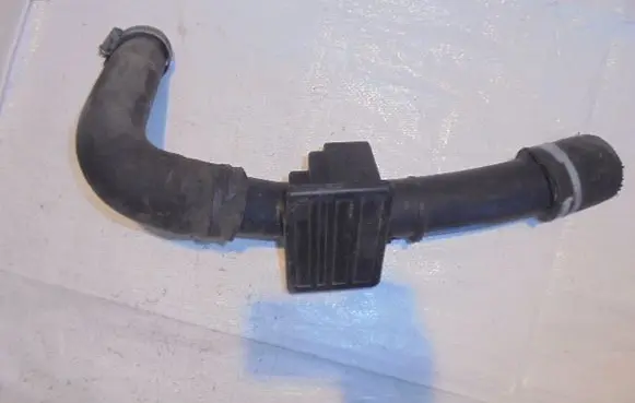 Renault Kangoo II Air intake hose/pipe 8200534296