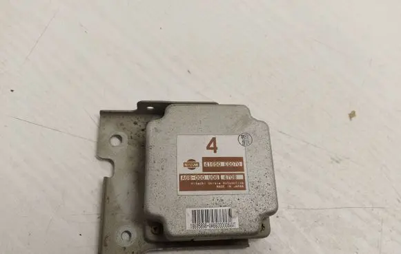 Nissan X-Trail T30 Torque split ecu control unit/module 41650EQ070 4708 A68000U06