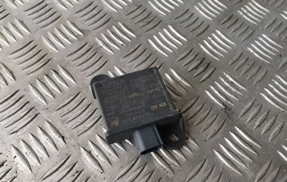 Volkswagen Touareg II Tire pressure control unit 7PP907283
