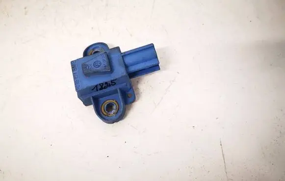Seat Leon (1P) Airbag deployment crash/impact sensor 1K0955557A