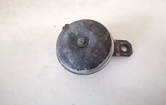 Toyota RAV 4 (XA30) Horn signal e1300030