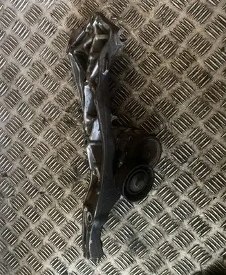 Generator/alternator bracket