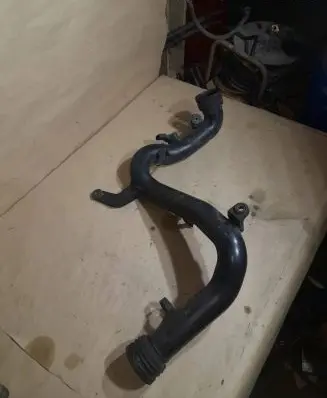 Volkswagen Golf Plus Intercooler hose/pipe 1K0145770B 1K0145762