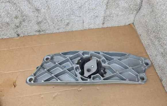 Maserati Grecale Gearbox mount 50547803 00505478030