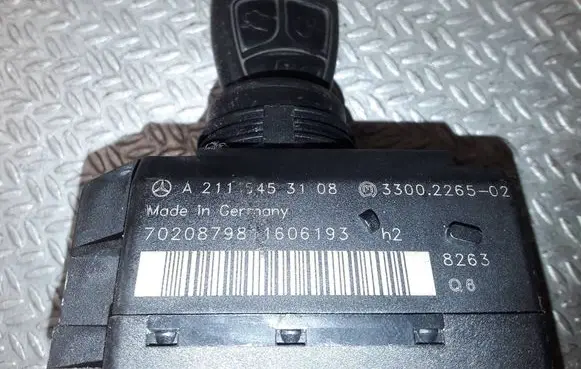 Mercedes-Benz E W211 Ignition lock A2115453108