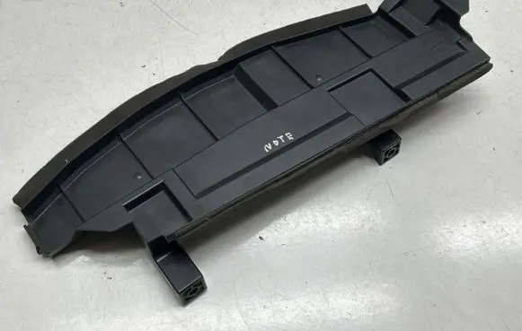 Nissan Note (E12) Intercooler air guide/duct channel 214963VS1A