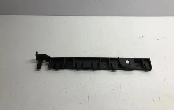 BMW 1 E81 E87 Fender mounting bracket 7118159