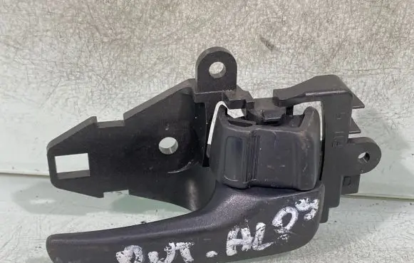 Mitsubishi Outlander Rear door interior handle Mn105360
