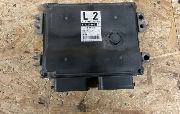 Suzuki SX4 Engine control unit/module Mb1123002562 MB1123002562 079J2