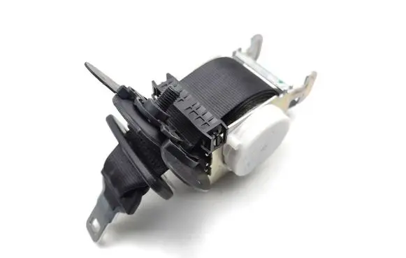 Peugeot 5008 II Middle seatbelt (rear) 