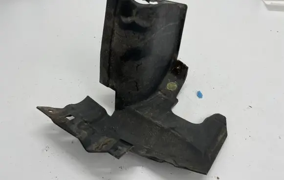 Front underbody cover/under tray