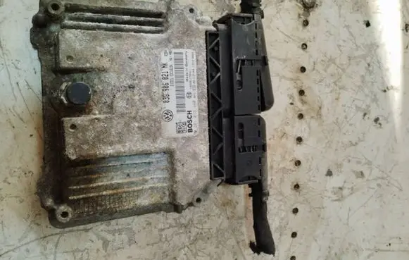 Volkswagen PASSAT B6 Engine control unit/module 03g906021nk