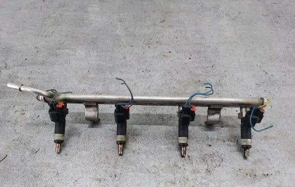 Jeep Patriot Fuel main line pipe 04891575AA
