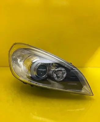 Volvo V60 Headlight/headlamp 31299991