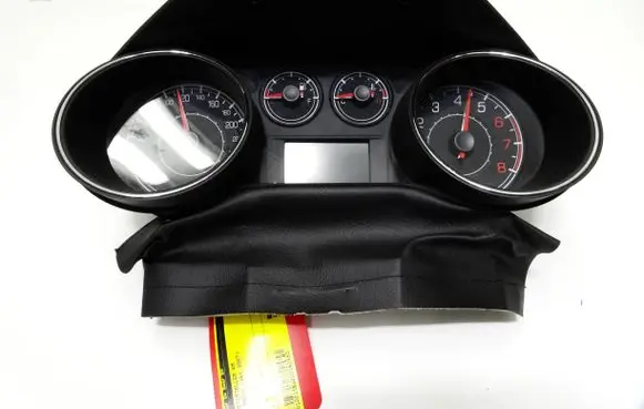 Speedometer (instrument cluster)