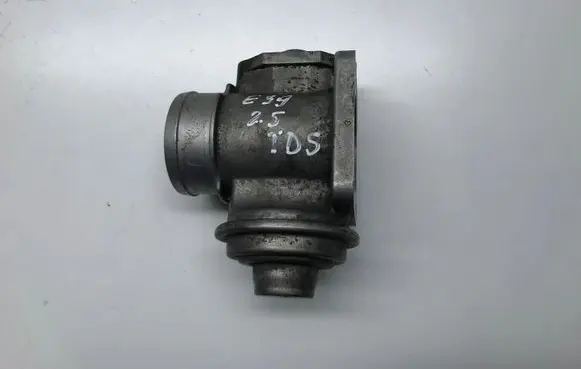 BMW 5 E39 EGR valve 72192012 2248139 11712248139