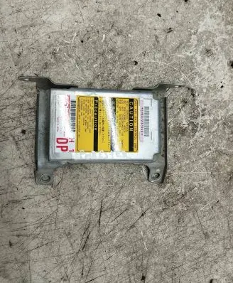 Subaru Forester SF Airbag control unit/module 98221FC000 1523001350