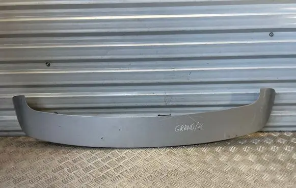 Mitsubishi Grandis Tailgate/trunk spoiler MN129304