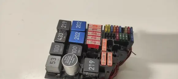 Volkswagen Phaeton Fuse box set 3D0903291 30588687 443951253AA