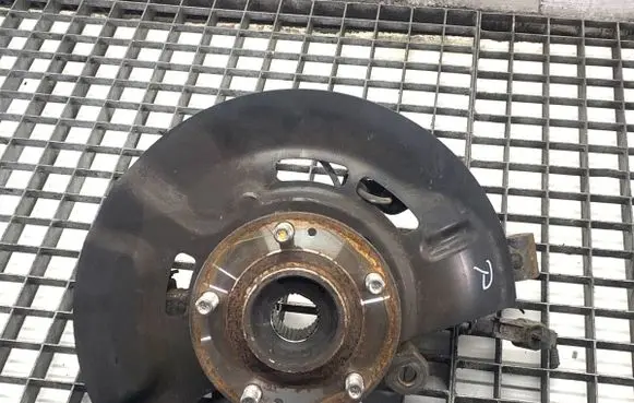KIA Sportage Front wheel hub spindle knuckle 