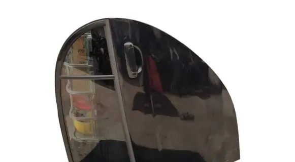 Peugeot iOn Rear door