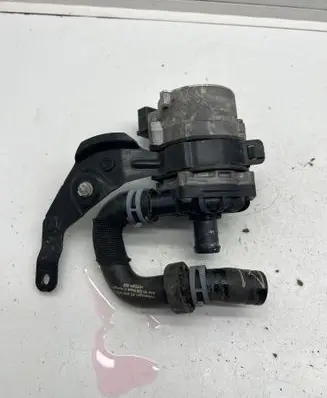 Audi Q7 4M Electric auxiliary coolant/water pump 4N0965567