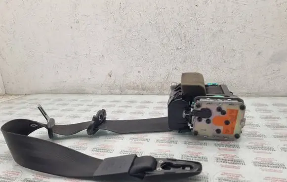 Audi A4 S4 B8 8K Front seatbelt 8K1857705J