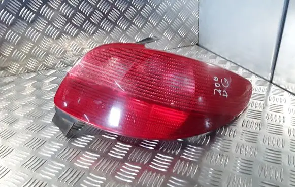 Peugeot 206 Rear/tail lights 2531