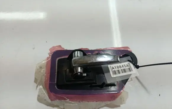 Opel Omega B2 Rear door interior handle 24427638