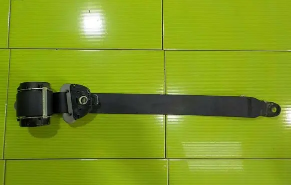 Chrysler Grand Voyager V Rear seatbelt 8AB7 0435059