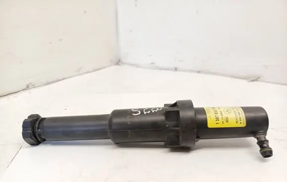 Mercedes-Benz S W220 Headlight washer spray nozzle A2208600547 1307030118 1112000