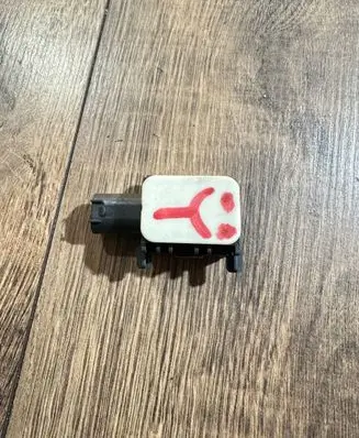 Mercedes-Benz C W204 Airbag deployment crash/impact sensor 0038202826 1170384 021210