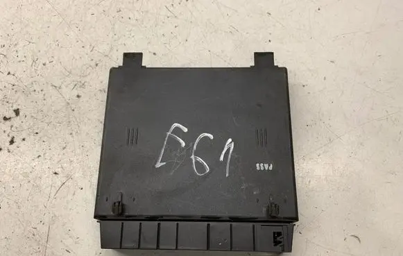 BMW 5 E60 E61 Seat control module 00004008C5 000310813