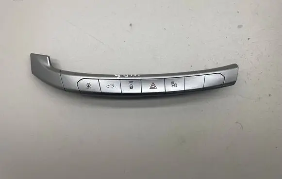 Fiat Tipo Hazard light switch 07356559900 3028145025316