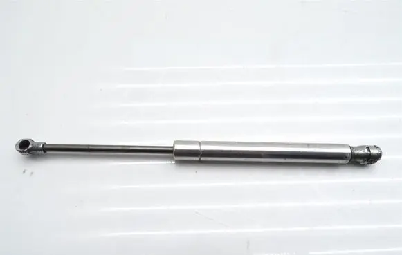 Volkswagen Phaeton Tailgate strut 3D5827550C