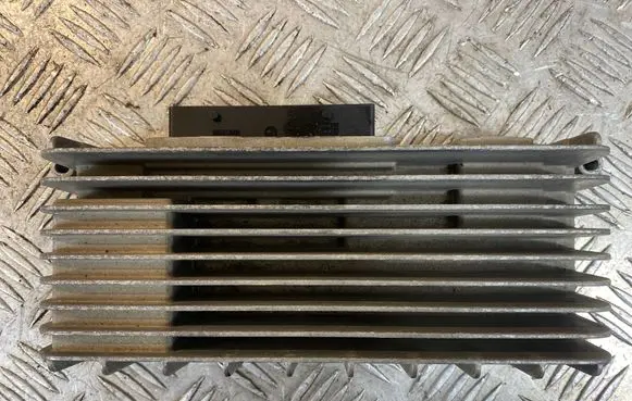 Audi A6 S6 C6 4F Sound amplifier 4F0910223H 4F0035223K
