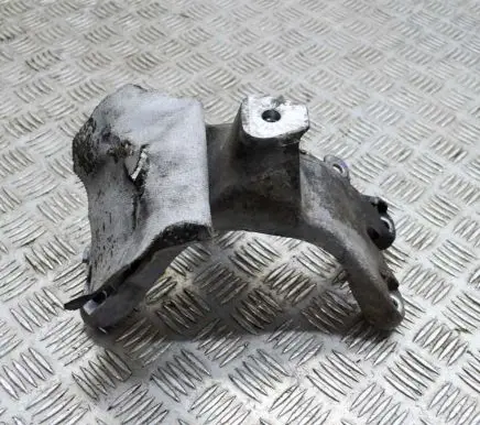 Audi A6 S6 C7 4G Engine mounting bracket 8K0199308BE