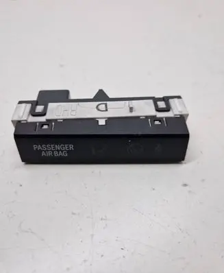 Toyota Prius (XW30) Screen/display/small screen 8315047040